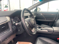 À voir! / Come see it! TRÈS BIEN ÉQUIPÉ / VERY WELL EQUIPPED. Version RX 350 AWD avec Moteur V6 3.5L... (image 3)