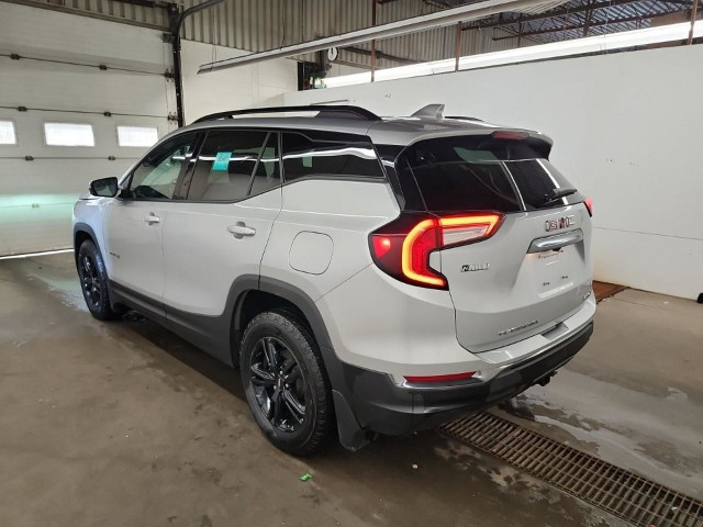 2022 GMC Terrain AT4 AT4 | LEATHER SEATS | ELEVATION PACAGE |... in Cars & Trucks in London - Image 2