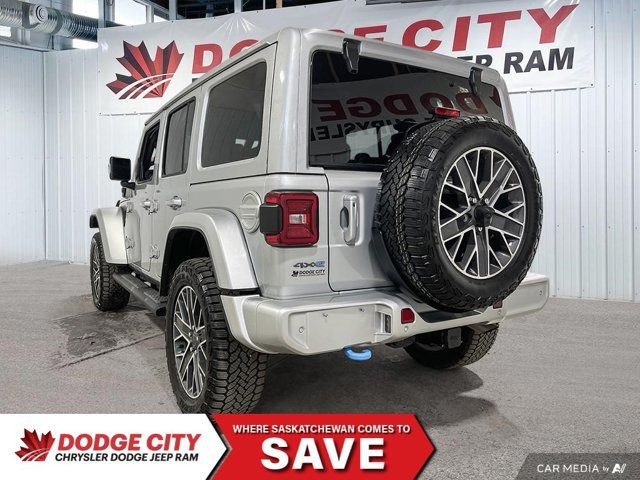 2024 Jeep Wrangler 4xe High Altitude | Leather Seats in Cars & Trucks in Saskatoon - Image 4