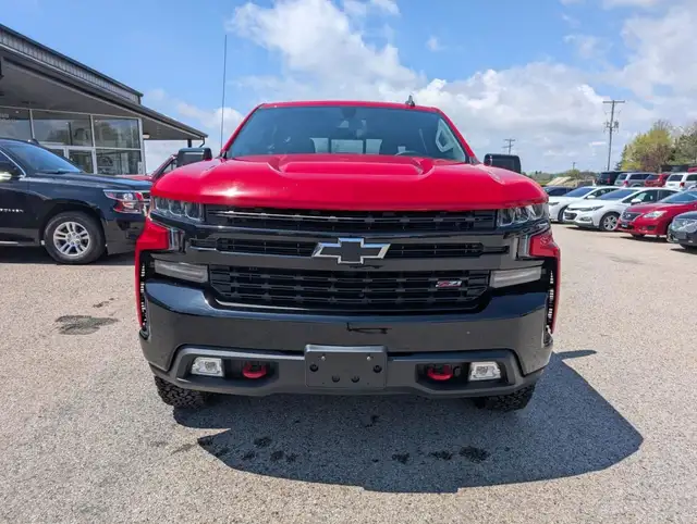 2019 Chevrolet Silverado 1500 LT Trail Boss in Cars & Trucks in London - Image 9