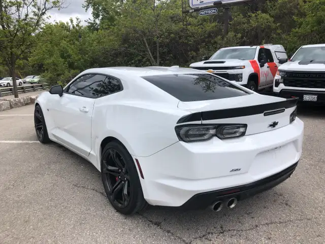 1LE 2019 Chevrolet Camaro 1SS in Cars & Trucks in London - Image 8