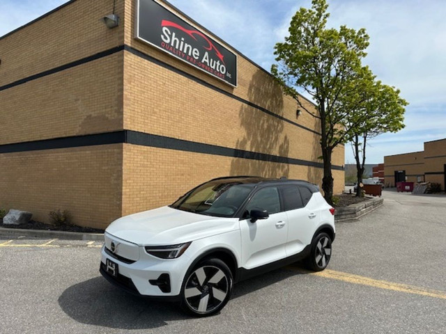 2023 Volvo XC40 Recharge Pure Electric Twin eAWD Ultimate 1 Owne in Cars & Trucks in Mississauga / Peel Region