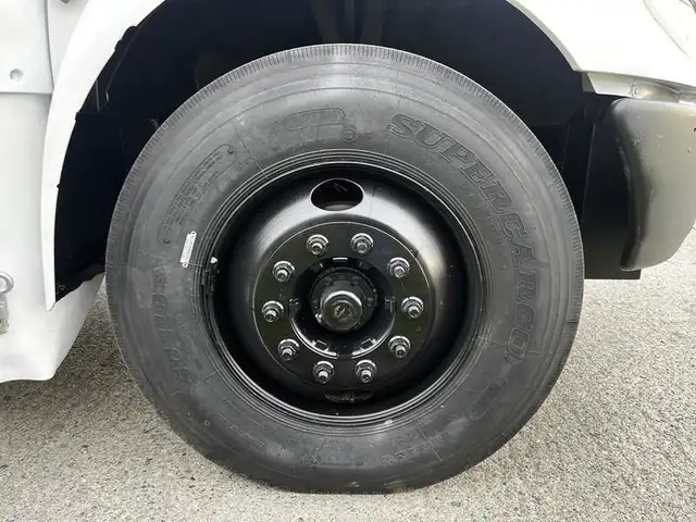 2013 international 4200 21 Passenger Bus Diesel Hydraulic Brakes in Heavy Trucks in Richmond - Image 36