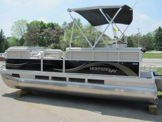 GET PRE-APPROVED-ALL UNITS ON SALE- SAVE LARGE!! in Travel Trailers & Campers in Ottawa - Image 12