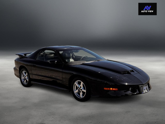 1997 Pontiac Firebird Formula **SUPER CLEAN**LOW KM'S** in Cars & Trucks in Hamilton - Image 3