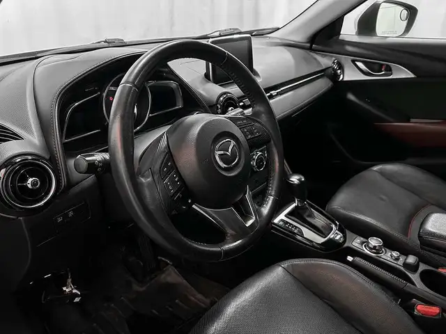 2017 Mazda CX-3 GT AWD - TOIT OUVRANT - INT. CUIR NOIR/ROUGE MAG in Cars & Trucks in Québec City - Image 12