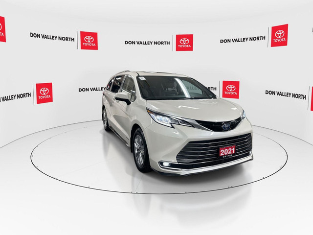 2021 Toyota Sienna Limited 7-Passenger ACCIDENT FREE | CARPLA... in Cars & Trucks in City of Toronto - Image 2