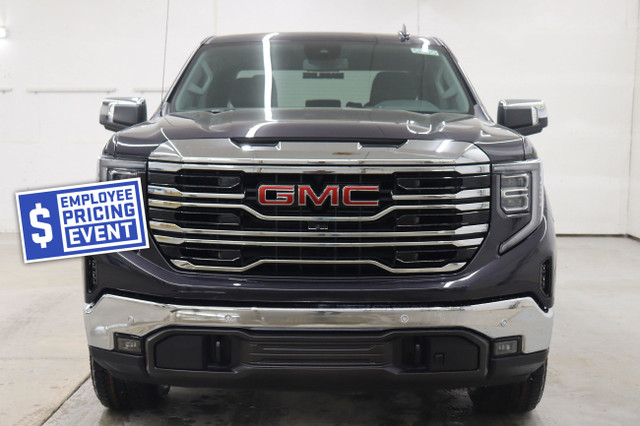 2025 GMC Sierra 1500 SLT in Cars & Trucks in Saskatoon - Image 3