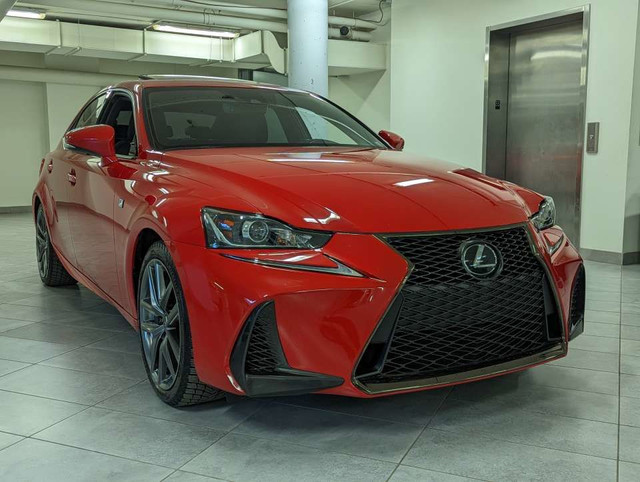 2020 Lexus IS 300 F SPORT 1 AWD in Cars & Trucks in Longueuil / South Shore - Image 3