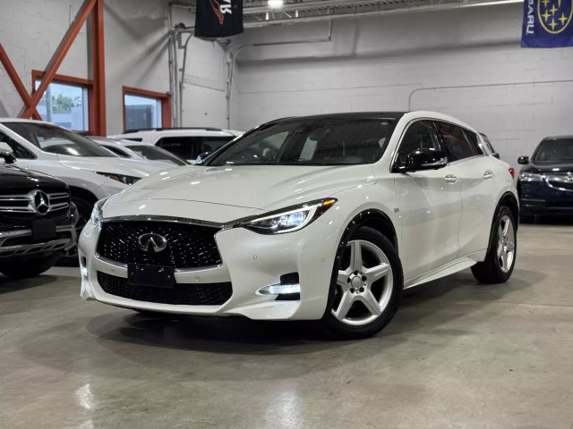 2017 INFINITI QX30 Premium in Cars & Trucks in City of Montréal - Image 2