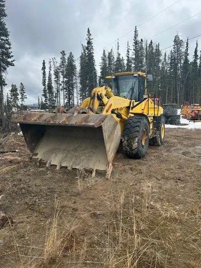 2004 New Holland 190B 4 Yard Bucket WBM Quick Coupler Tires are in Good Shape Powered By TurnkeyWebS...