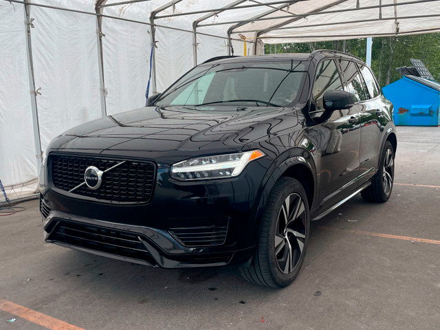 2022 Volvo XC90 Recharge R-DESIGN T8 AWD PLUG-IN 7 PLACES *HITCH in Cars & Trucks in Laurentides
