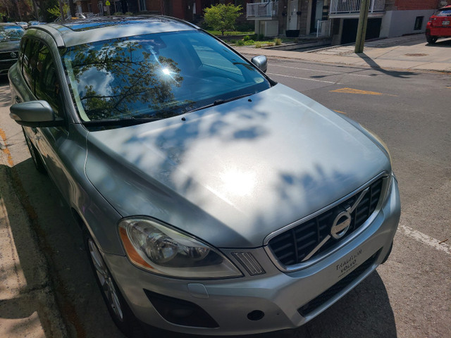 2010 Volvo XC60 T6 in Cars & Trucks in City of Montréal - Image 2
