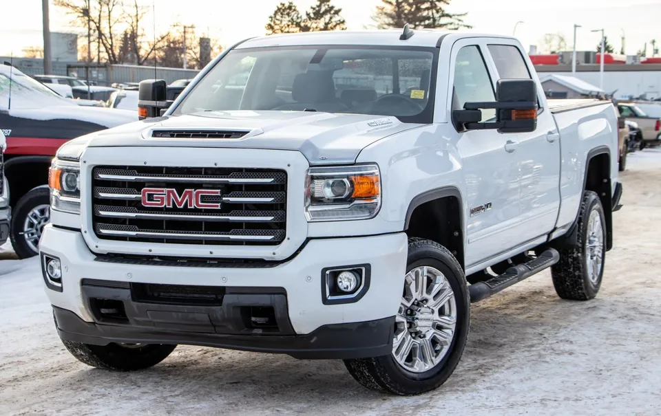 2018 GMC Sierra 2500HD SLT Diesel Call Bernie 780-938-1230