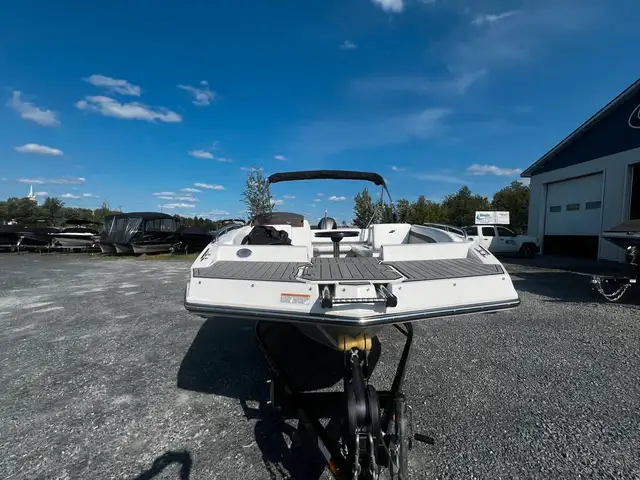 2021 Starcraft SVX 171 Prix taxes incluses BATEAU DE PLAISANCE,  in Powerboats & Motorboats in Thetford Mines - Image 8