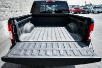 Aluminum Wheels, Chrome Accents, Proximity Key, Touchscreen, Streaming Audio! 6 LOCATIONS KINGSTON -... (image 6)
