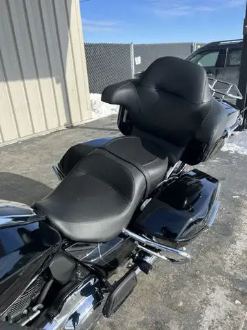 2025 Harley-Davidson FLHXU - Street Glide Ultra in Sport Touring in Winnipeg - Image 13