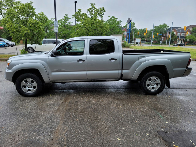 2013 Toyota Tacoma in Cars & Trucks in City of Toronto - Image 2