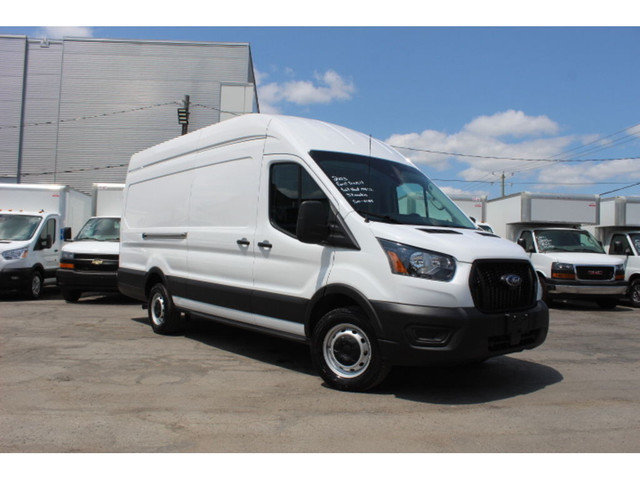 2023 Ford Transit Cargo Van T-250 148 ELTOIT HAUT ALLONGÉ 37.000 in Cars & Trucks in Laval / North Shore - Image 2