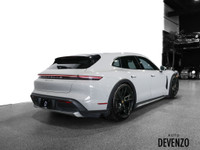 MSRP 168,700$ 2023 Porsche Taycan 4S Cross Turismo, Finished in Chalk on Race-Tex Interior in Black,... (image 4)