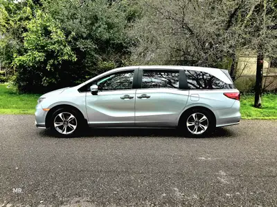 OUR CARS ARE SOLD CERTIFIED, Reconditioned, and Detailed ON THE ASKING PRICE, HAVE A VALID CarFax. W...
