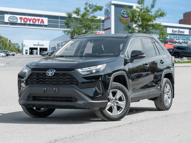 2023 Toyota RAV4 Hybrid XLE SUNROOF / POWER DRIVER SEAT / PUS... in Cars & Trucks in City of Toronto