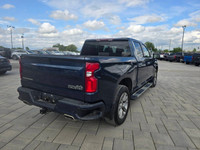 2022 Chevrolet Silverado 1500 LTD 4WD Crew Cab High Country with the 5.3L V8 and only 70,000kms. Cle... (image 4)
