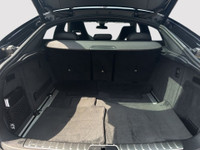 Alliant puissance, prestige et performance, ce BMW X6 M 2017 noir incarne l’exclusivite du savoir-fa... (image 6)