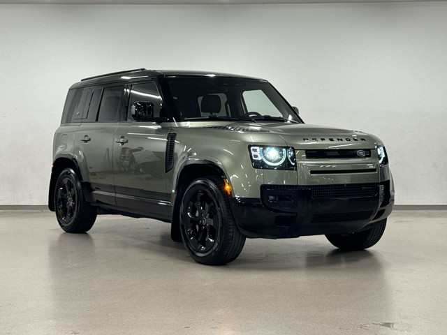 2023 Land Rover Defender 110 P400 X-Dynamic SE in Cars & Trucks in City of Montréal - Image 2