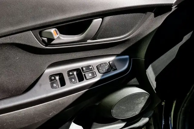 2022 Hyundai Kona 2.0L Essential AWD • HEATED SEATS • CP/AA in Cars & Trucks in Cornwall - Image 11