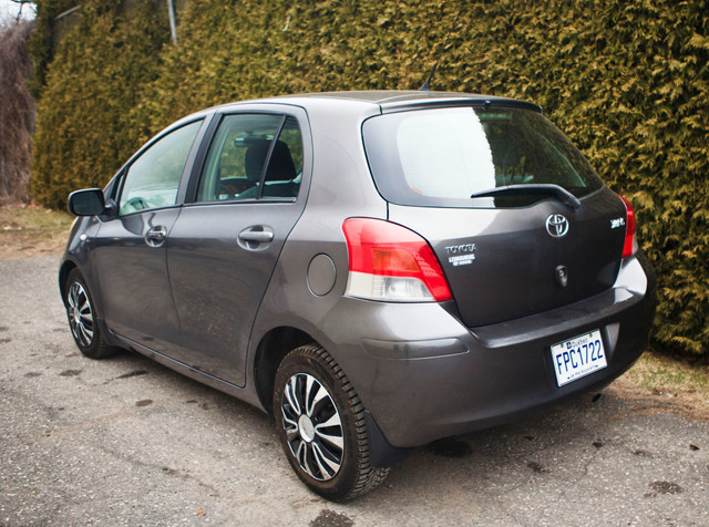 2009 Toyota Yaris in Cars & Trucks in Longueuil / South Shore - Image 3