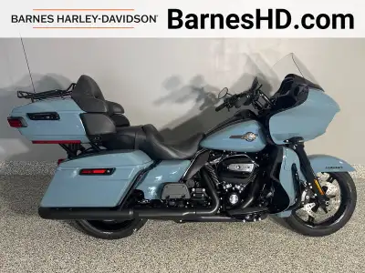 *Receive a $500 credit towards Parts, Motorclothes®, or Accessories upon purchase Base MSRP: $40,179...
