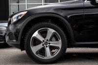 VEHICLE HIGHLIGHTS: BACKUP CAMERA, NAVIGATION SYSTEM, ALL WHEEL, ONSTAR, HD RADIO, PANORAMA ROOF, HE... (image 4)