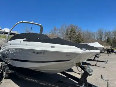 Pristine 2022 Crownline 255EXS - Mercury 300 and trailer. 88 hoursExperience the best of Crownline's...