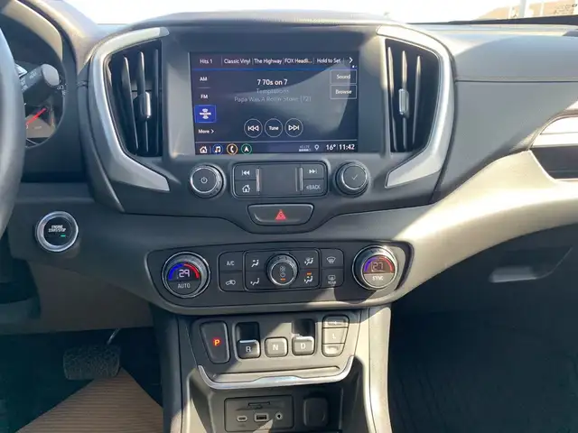 2021 GMC Terrain SLT in Cars & Trucks in Medicine Hat - Image 16
