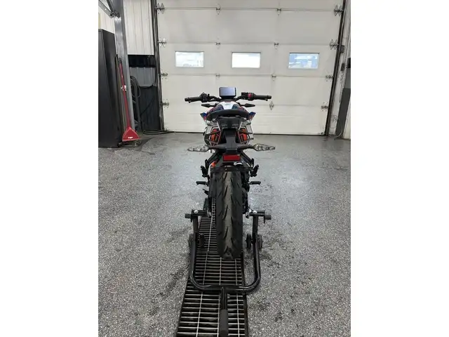 2024 KTM 390 DUKE in Sport Touring in Granby - Image 4