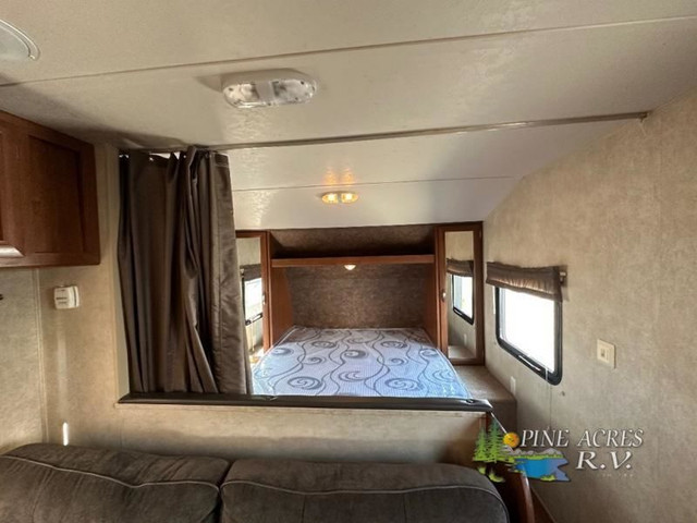 2015 Forest River RV Wildwood X-Lite 261BHXL in Travel Trailers & Campers in Truro - Image 3