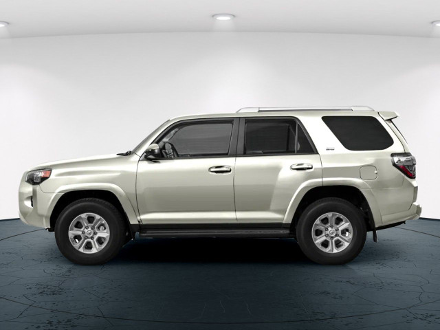 2016 Toyota 4Runner in Cars & Trucks in Edmonton - Image 3