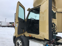 2019 INTERNATIONAL RH613;Heavy Duty Trucks - CONVENTIONAL W/O SLEEPER Penske Location 2500 PITFIELD... (image 8)