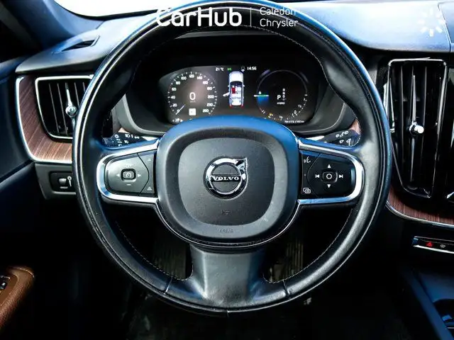 2021 Volvo XC60 Inscription Expression AWD Pano Sunroof Navi in Cars & Trucks in Mississauga / Peel Region - Image 28