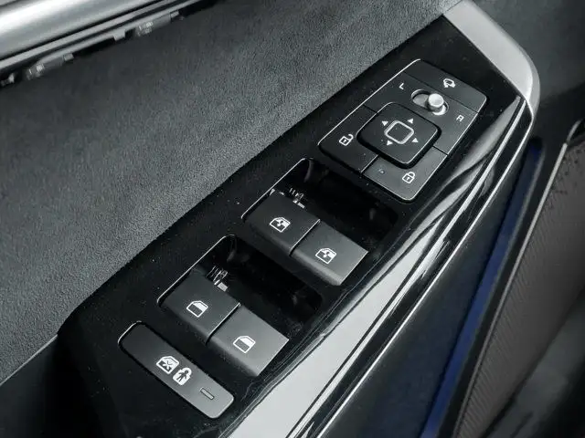 2023 Kia EV6 GT | Suede Seats | Heads Up Display in Cars & Trucks in Guelph - Image 13
