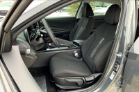 Blind Spot Collision Avoidance,heated Steering Wheel,16 Inch Alloy Wheels,proximity Keyless Entry,ha... (image 8)