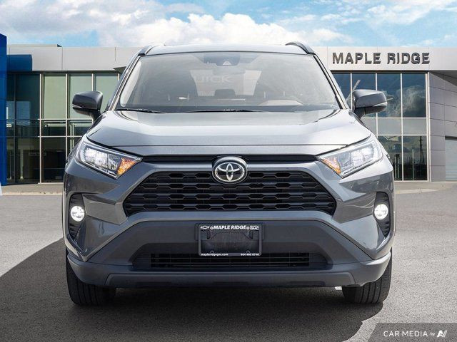 2020 Toyota RAV4 XLE | Low Kilometers | Radar Cruise in Cars & Trucks in Tricities/Pitt/Maple - Image 2