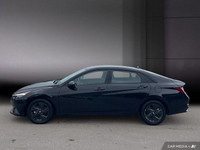 ==== 2023 Hyundai Elantra Preferred | Heated Seats | Apple CarPlay | Only 23,301 KM ==== Modern, eff... (image 2)