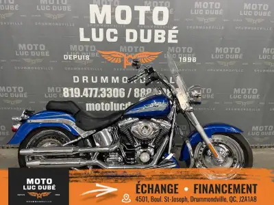 Harley-Davidson FLSTF Fat Boy 2009 63 567 KM PARE-BRISE PROTÈGE-MOTEUR REHAUSSEURS DE GUIDON PÉDALES...