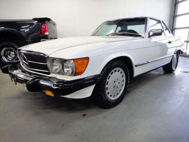 1988 Mercedes-Benz SL-Class SL 560. LOW KM, RUST FREE, MUST SEE in Cars & Trucks in City of Toronto - Image 3