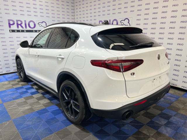 2019 Alfa Romeo Stelvio in Cars & Trucks in Ottawa - Image 3