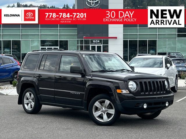 2014 Jeep Patriot North | NO ACCIDENST | REMOTE START | SUNROOF in Cars & Trucks in Kelowna