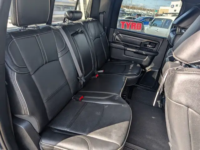 2022 RAM 3500 Limited *PRICE REDUCED* 6.7L, NAVIGATION, FLAT... in Cars & Trucks in Calgary - Image 14
