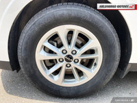 Engine: Gas V-6 3.5L L/100Km City: 12.1 L/100Km Hwy: 9.0 Safety Equipment ABS And Driveline Traction... (image 8)
